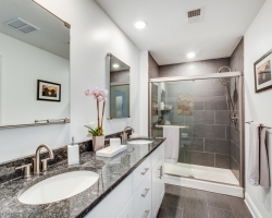 Duplex-Style Townhome 05